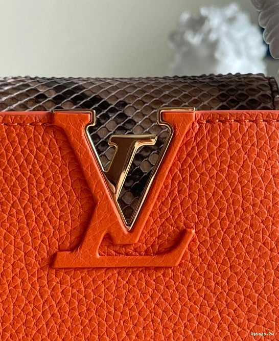 LOUIS MINI CAPUCINES VUITTON 0309
